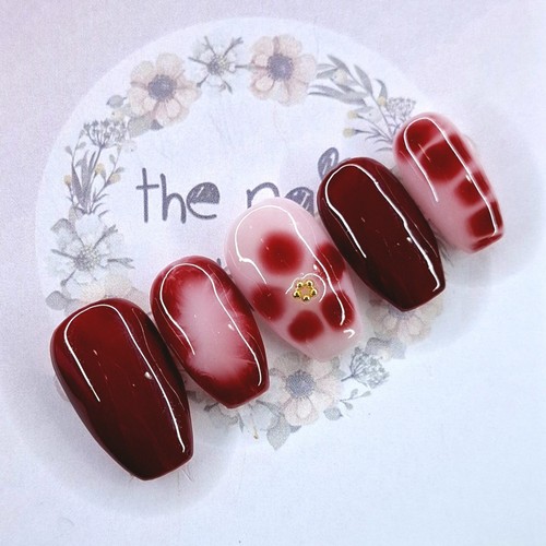Deep cherry red blooming gel - blooming,