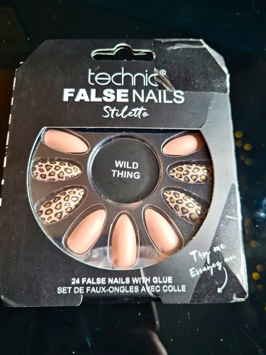 Technic press nails - press-on,