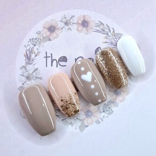 Taupe beige autumn heart - beige,
