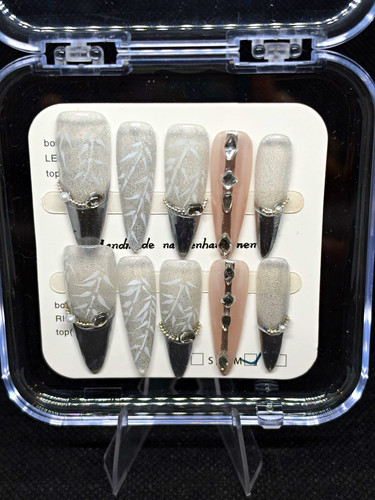 Hand made press nails - press-on,